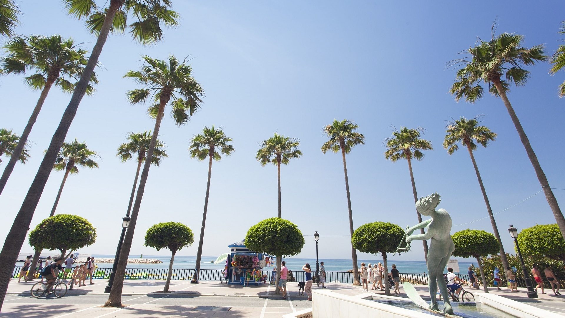 Sable sur les pieds, Marbella et ses meilleures plages - Marbella Unique Properties