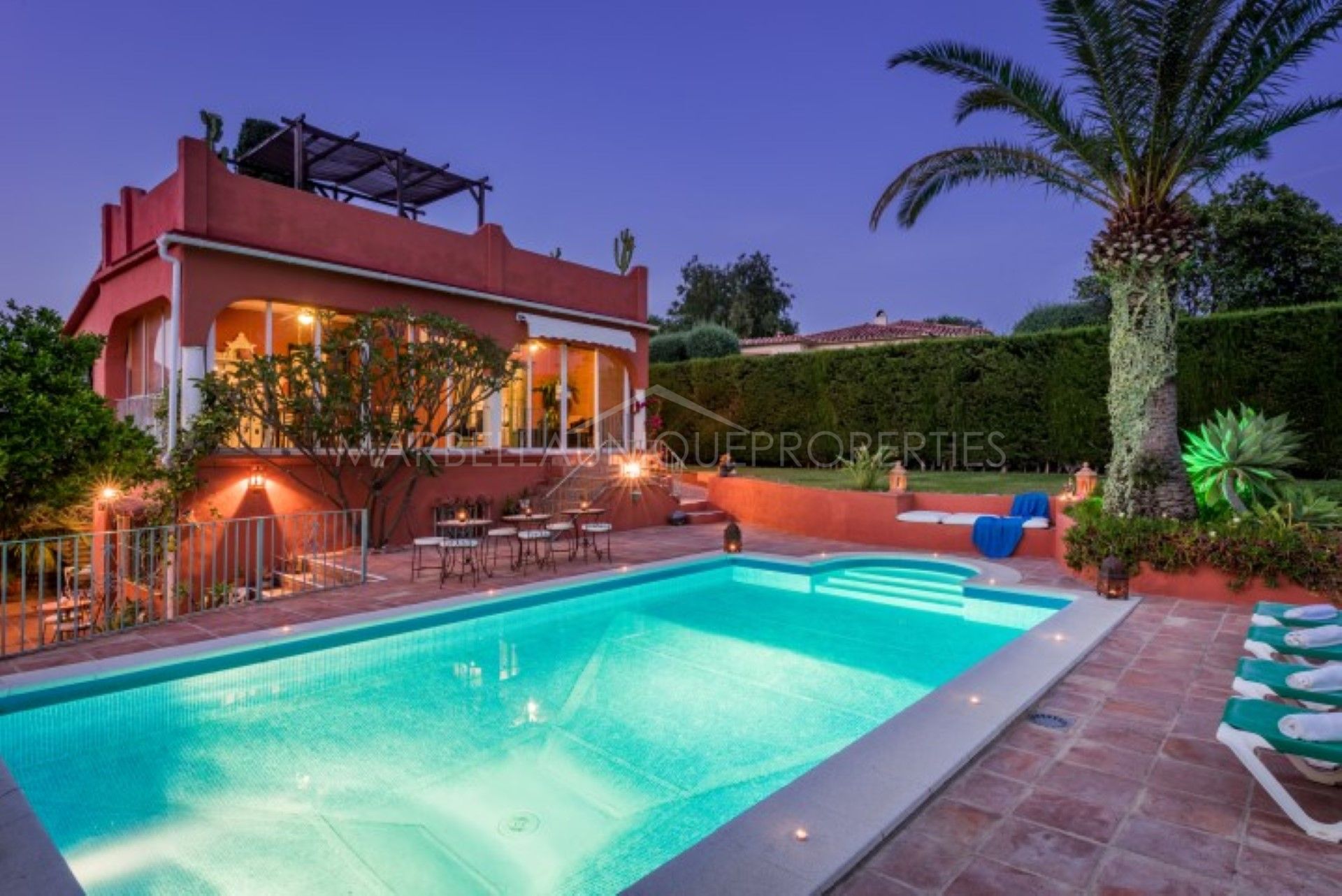 Andalusian style 7 bedroom villa in El Real Panorama